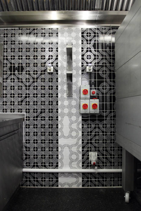 Ouroboros Tile installation at Canada Water Cafe, London Peter Ibruegger Studio Commercial spaces Gastronomy