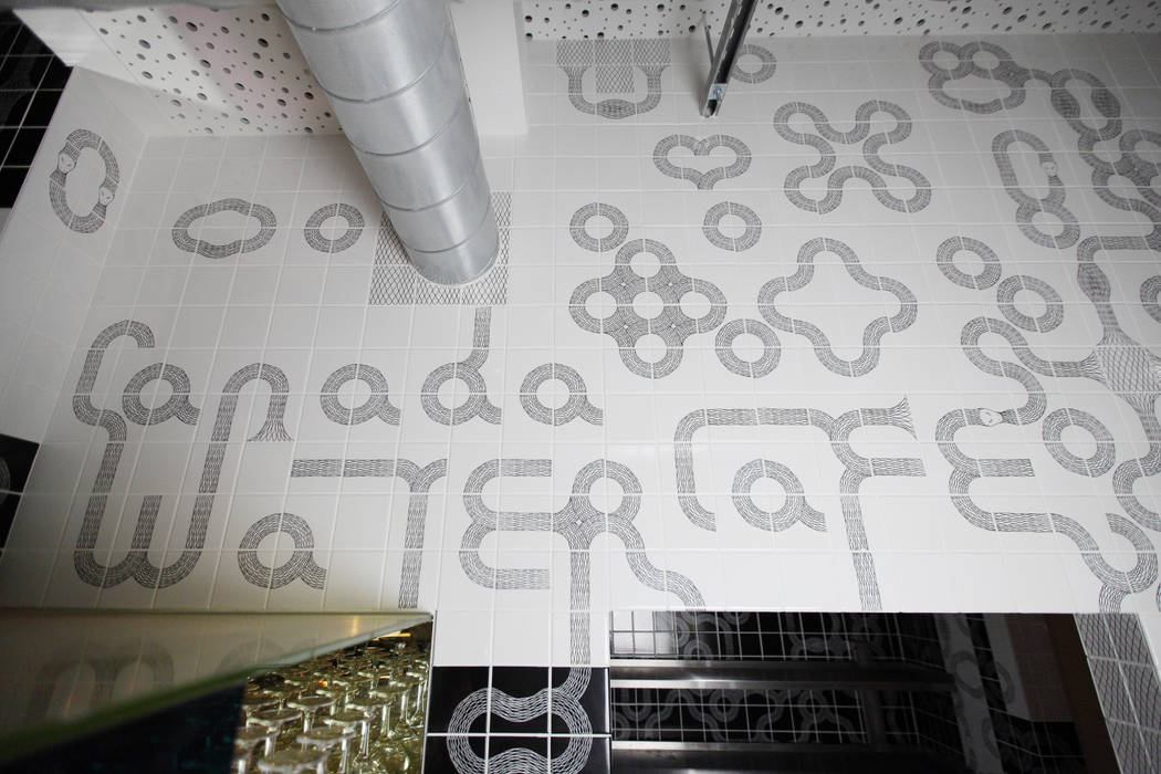 Ouroboros Tile installation at Canada Water Cafe, London Peter Ibruegger Studio Commercial spaces Gastronomy