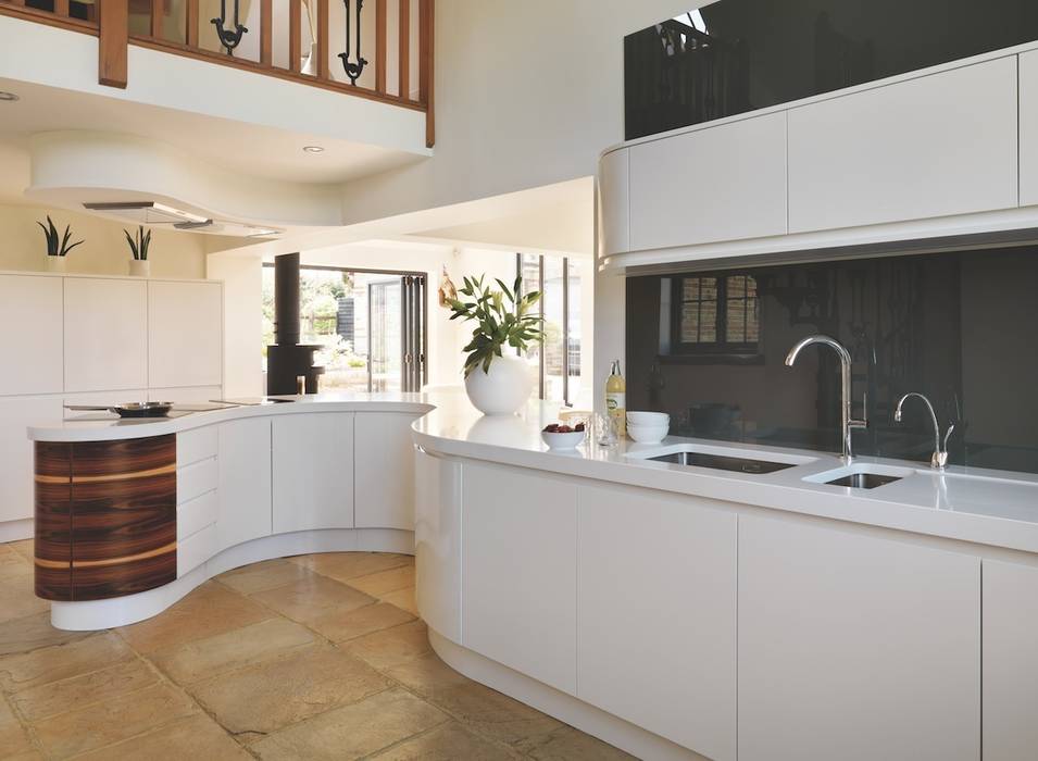 Bespoke Modern Kitchen, Reeva Design Reeva Design Modern kitchen Cabinets & shelves