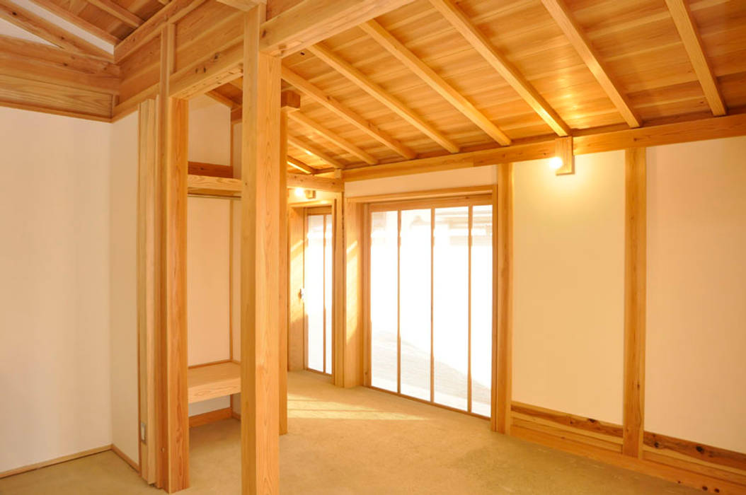 伝統木構造でつくる農的くらしの家, 梅澤典雄設計事務所 梅澤典雄設計事務所 Rustic style media room