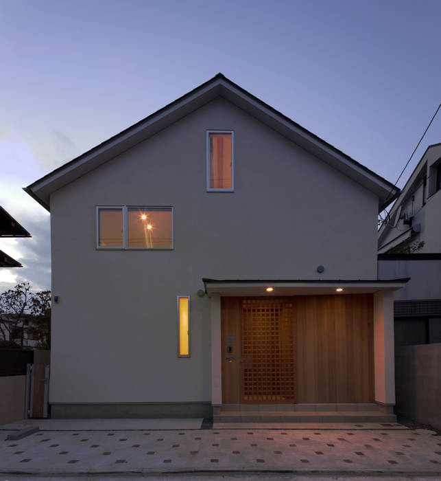 ​シンプルな家型の外観。 FURUKAWA DESIGN OFFICE モダンな 家