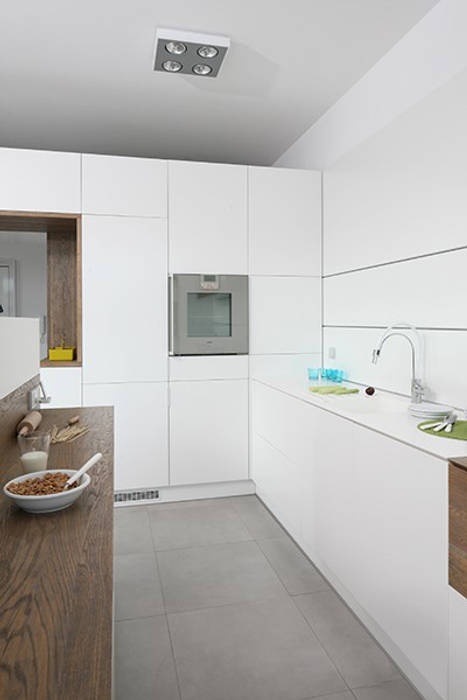 Apartament Helenów, REFORM Konrad Grodziński REFORM Konrad Grodziński Cocinas de estilo moderno