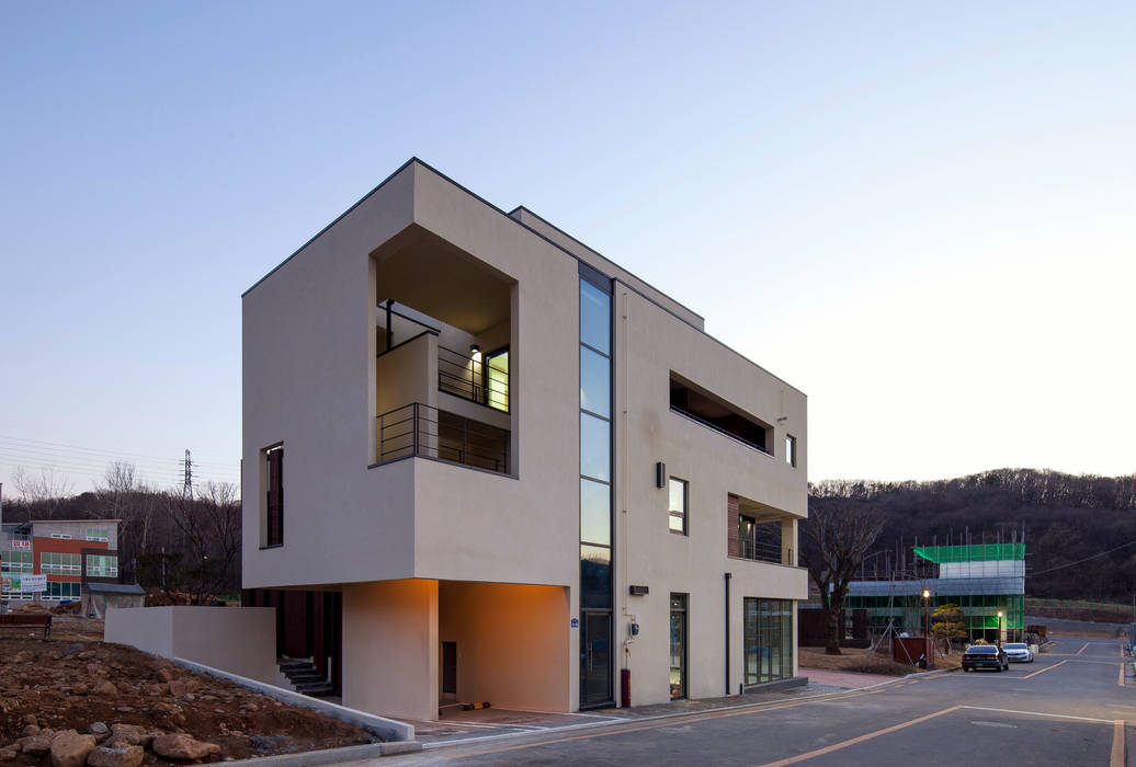 SONGCHU MAPLE HOUSE , IDEA5 ARCHITECTS IDEA5 ARCHITECTS 모던스타일 주택