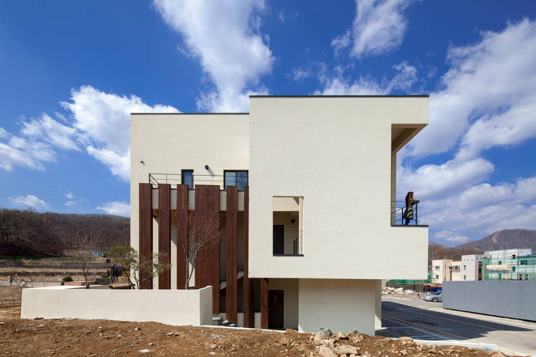 SONGCHU MAPLE HOUSE , IDEA5 ARCHITECTS IDEA5 ARCHITECTS 모던스타일 주택