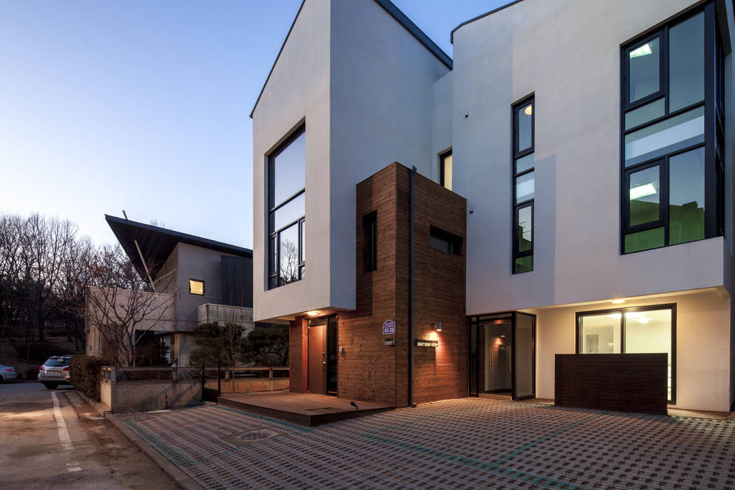 DAEHWADONG MULTIPLE DWELLINGS, IDEA5 ARCHITECTS IDEA5 ARCHITECTS Modern houses