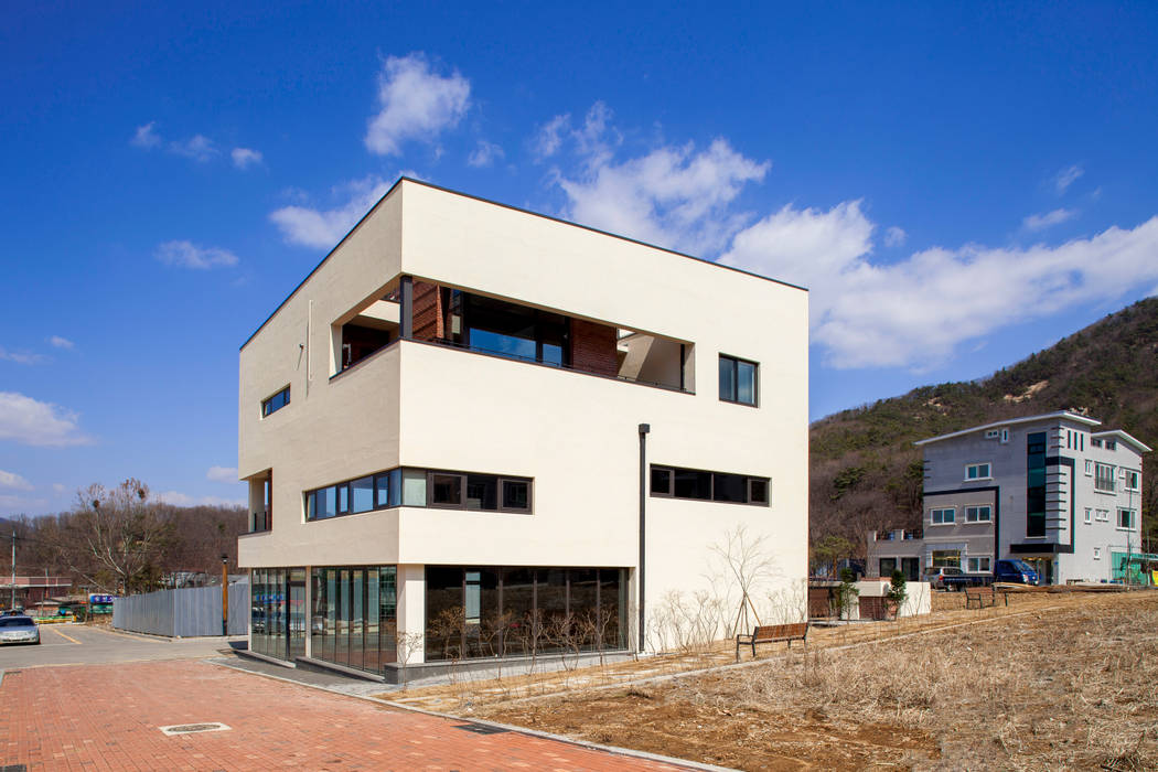 SONGCHU MAPLE HOUSE , IDEA5 ARCHITECTS IDEA5 ARCHITECTS 모던스타일 주택