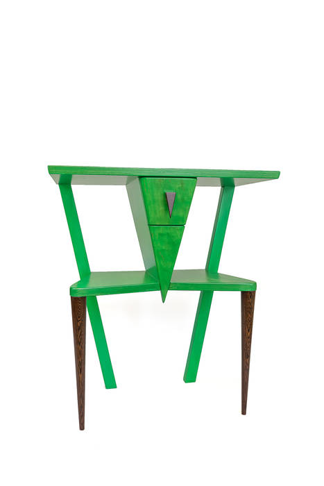 Table "Grasshopper'' Meble Autorskie Jurkowski Soggiorno minimalista Supporti TV & Pareti Attrezzate