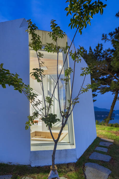Knot House unfolds in Geoje Island, South Korea, Artrier Chang Artrier Chang 상업공간 호텔