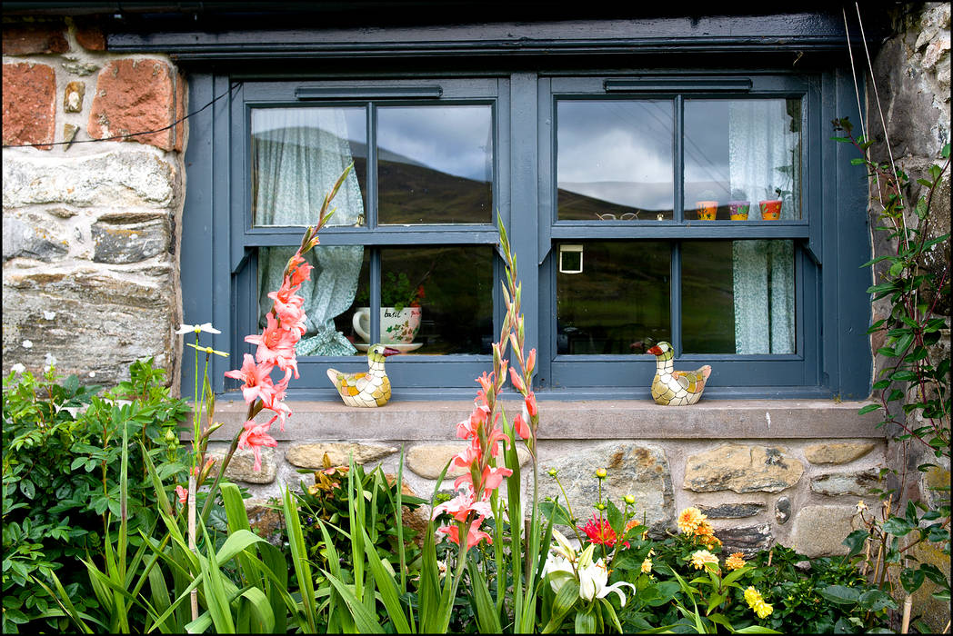 Colmeallie, Glen Esk, Brechin, Angus, Roundhouse Architecture Ltd Roundhouse Architecture Ltd Puertas y ventanas de estilo rural Decoración para ventanas