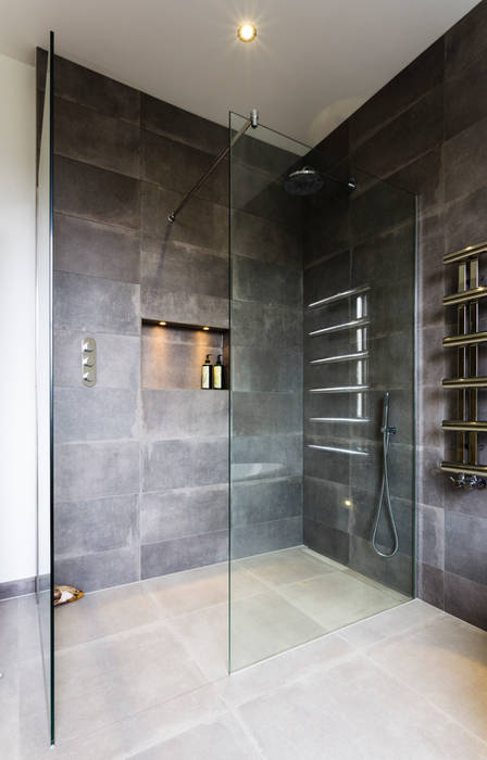 London wet room Affleck Property Services Modern Banyo