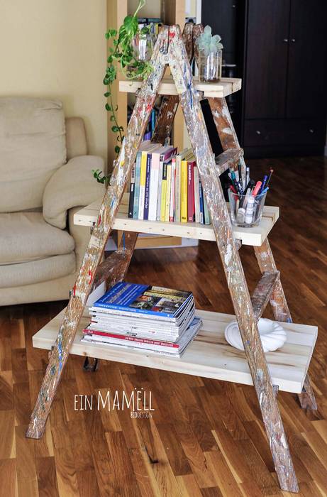 Escalera de pintor vintage, Ein Mamëll Ein Mamëll Ruang Keluarga Gaya Rustic Shelves