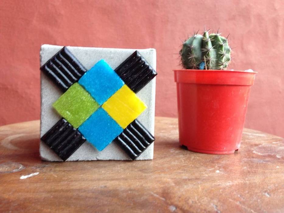 Maceta de cemento 7x7 cm ArteSana Jardines modernos: Ideas, imágenes y decoración Floreros y maceteros