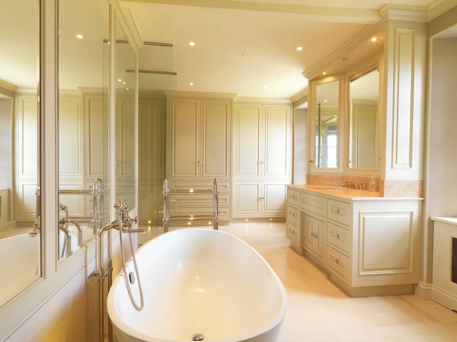 Bath Bathroom designed and made by Tim Wood Tim Wood Limited Classic style bathrooms