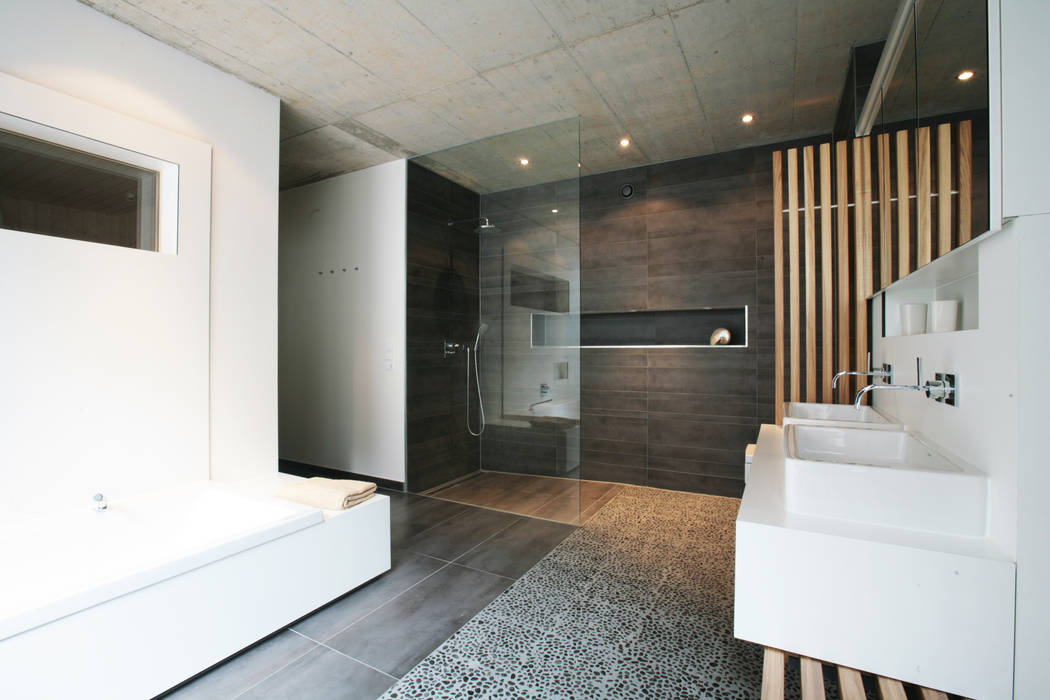 Haus K, Markus Gentner Architekten Markus Gentner Architekten Modern bathroom