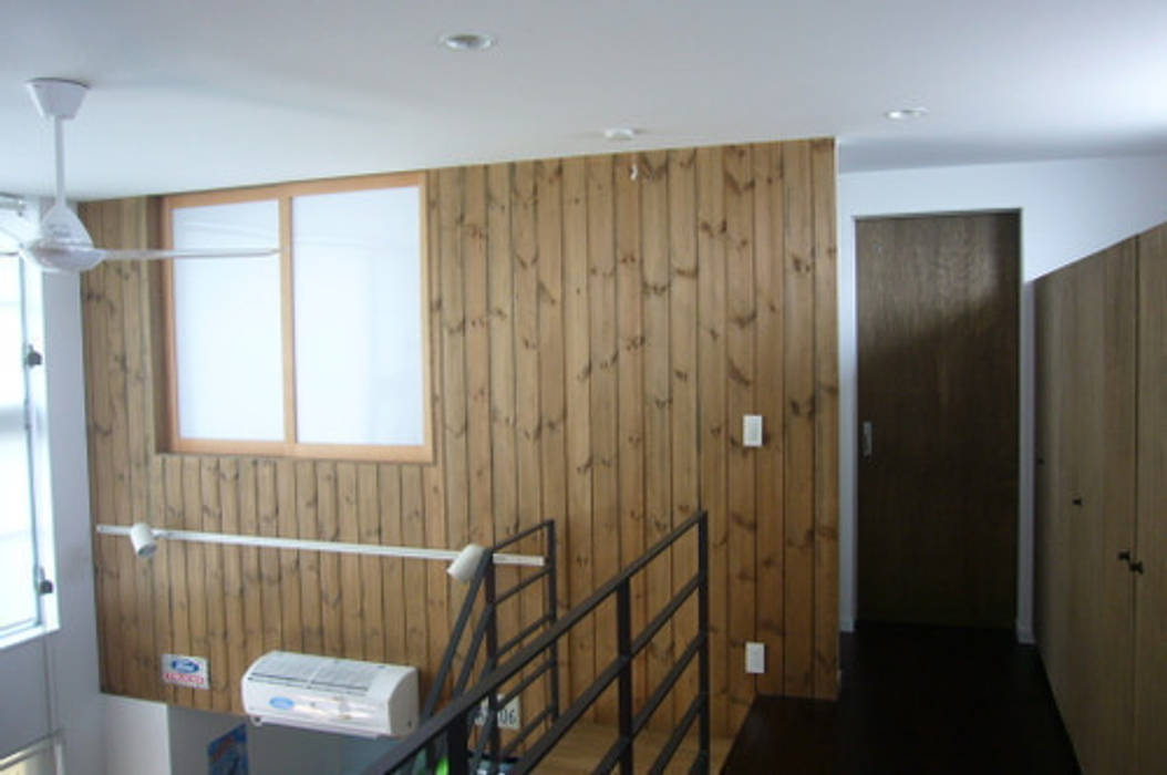 三浦尚人建築設計工房現代風玄關 走廊與階梯 Homify