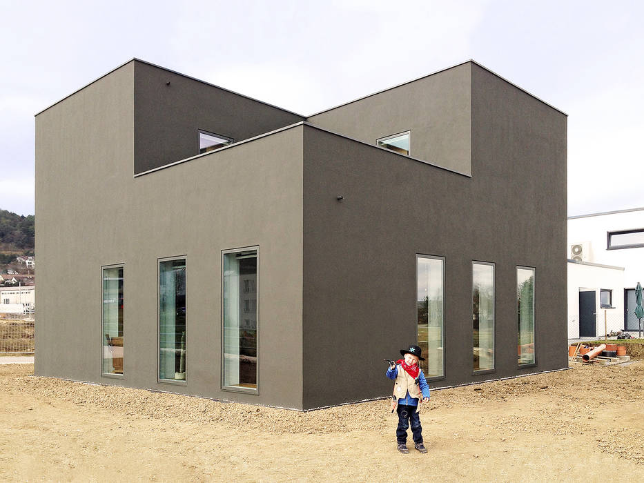 Das Kleine Schwarze, f m b architekten - Norman Binder & Andreas-Thomas Mayer f m b architekten - Norman Binder & Andreas-Thomas Mayer Rumah Minimalis