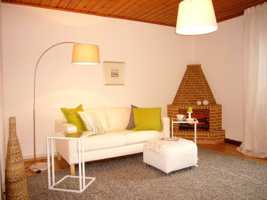 Sanierte 3-Zimmerwohnung im beschaulichen Herten-Westerholt zu verkaufen!, Jokiel Immobilien Jokiel Immobilien Modern living room