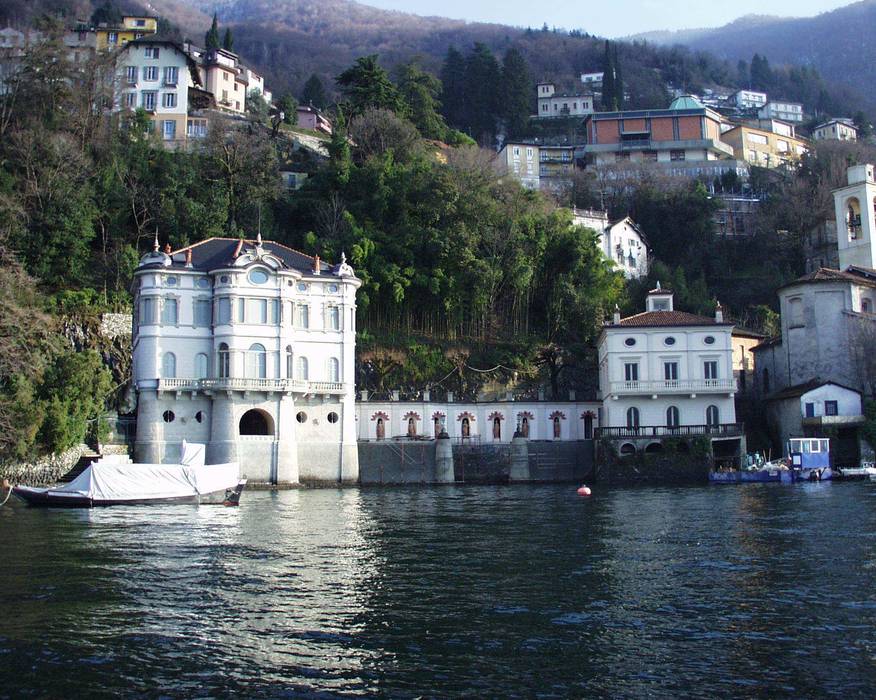 Villa Taglioni - Blevio Como Lake, Archiluc's - Studio di Architettura Stefano Lucini Architetto Archiluc's - Studio di Architettura Stefano Lucini Architetto クラシカルな 家