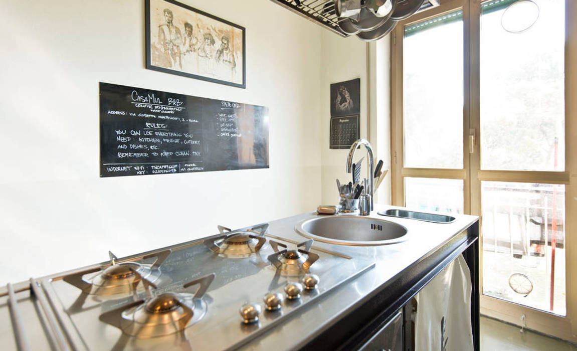 Bed and Breakfast | Home gallery, Roma, Spaghetticreative Spaghetticreative Industrial style kitchen Bench tops