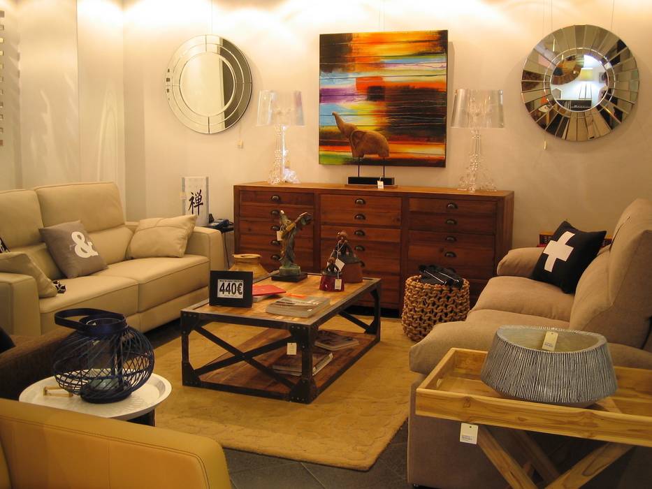 EM showroom, EM showroom EM showroom Casas de estilo industrial Artículos del hogar