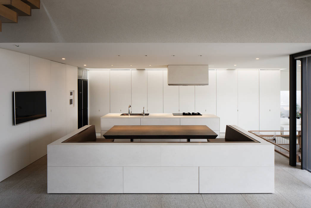 山崎壮一建築設計事務所 Modern Dining Room Homify