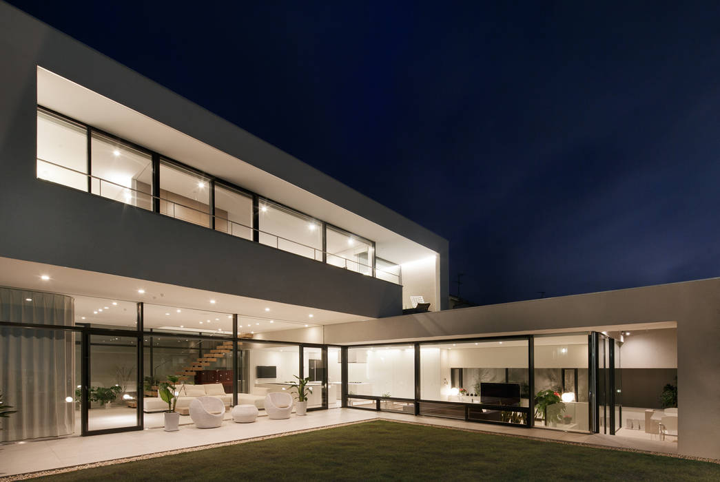 山崎壮一建築設計事務所 Modern Houses Homify