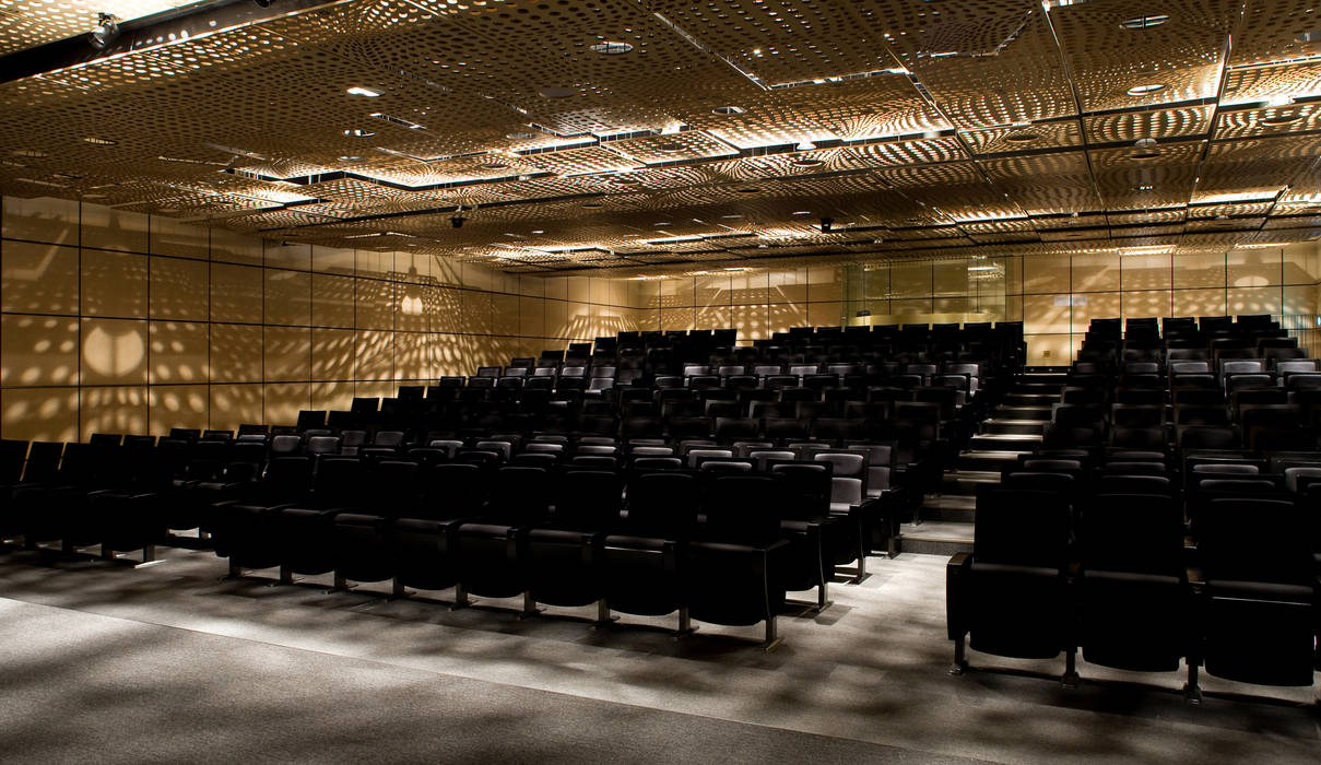 homify Commercial spaces Conference Centres