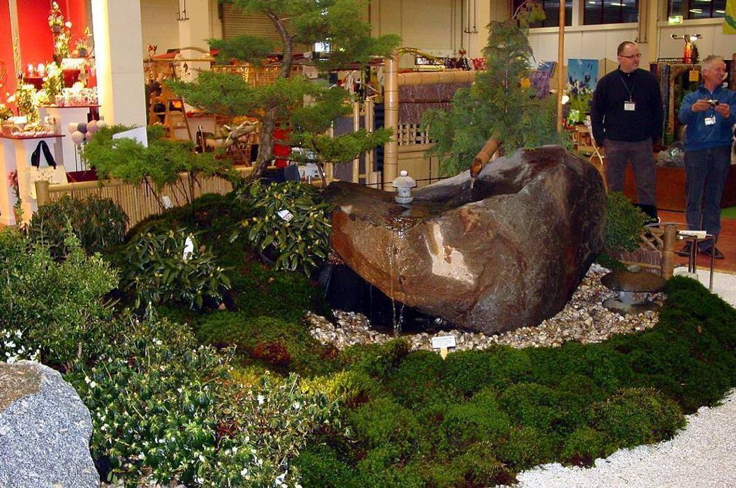 Wasser im garten, tsukubai asiatischer garten von japan-garten-kultur