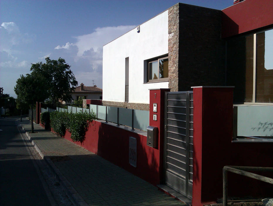 casa HEM / ALONSO, Alejandro Ramos Alvelo / arquitecto Alejandro Ramos Alvelo / arquitecto Casas de estilo moderno