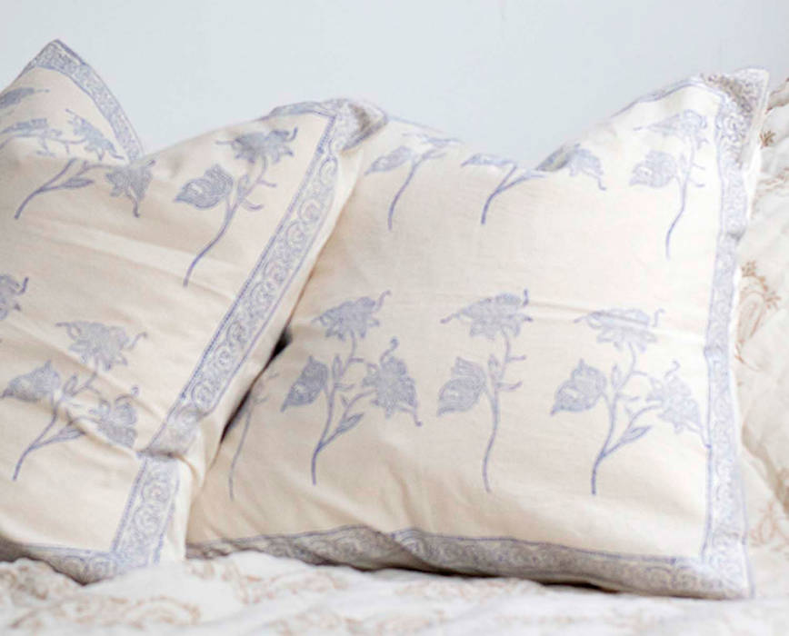 Hand Block Print Cushion Blue Floral DesignRaaga Спальня Текстиль