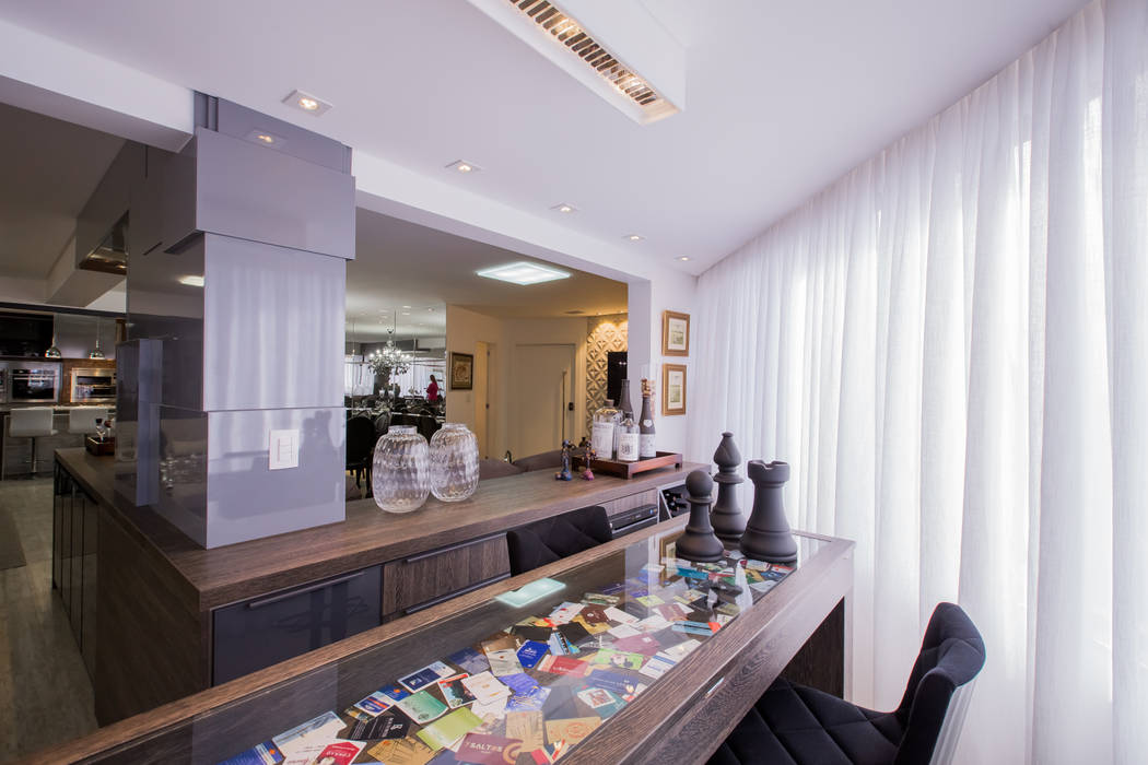 Apartamento em Cascavel, Evviva Bertolini Evviva Bertolini Estudios y despachos de estilo clásico
