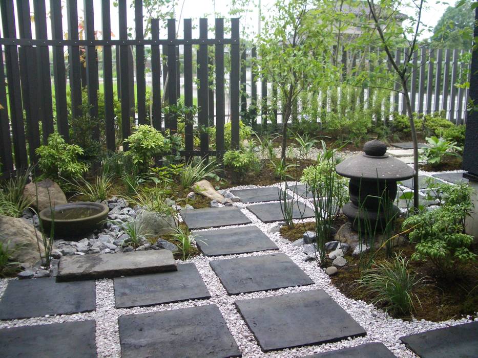 和みの庭, 空間工房 欅 空間工房 欅 Classic style garden