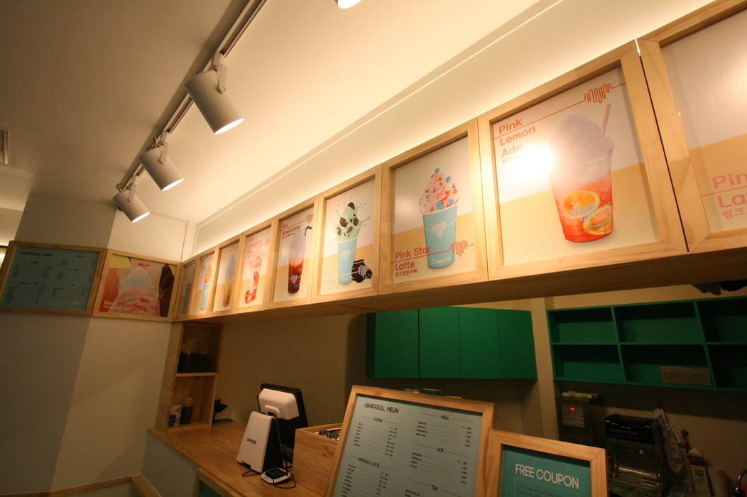 Honey of A Midsummer Night - Take out Coffee, (주)유이디자인 (주)유이디자인 Commercial spaces Commercial Spaces