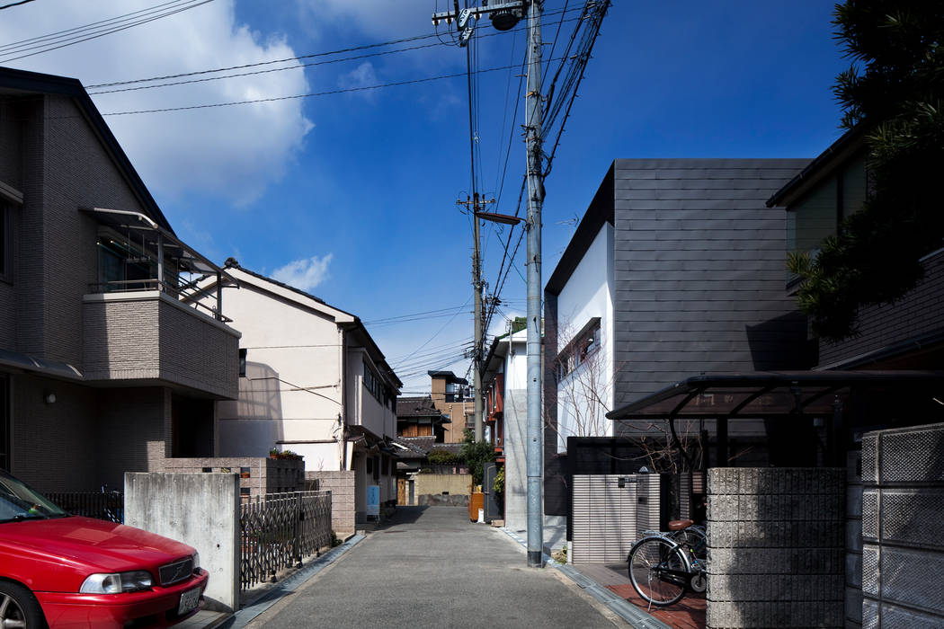 帝塚山東の家, 井上久実設計室 井上久実設計室 Eclectic style houses