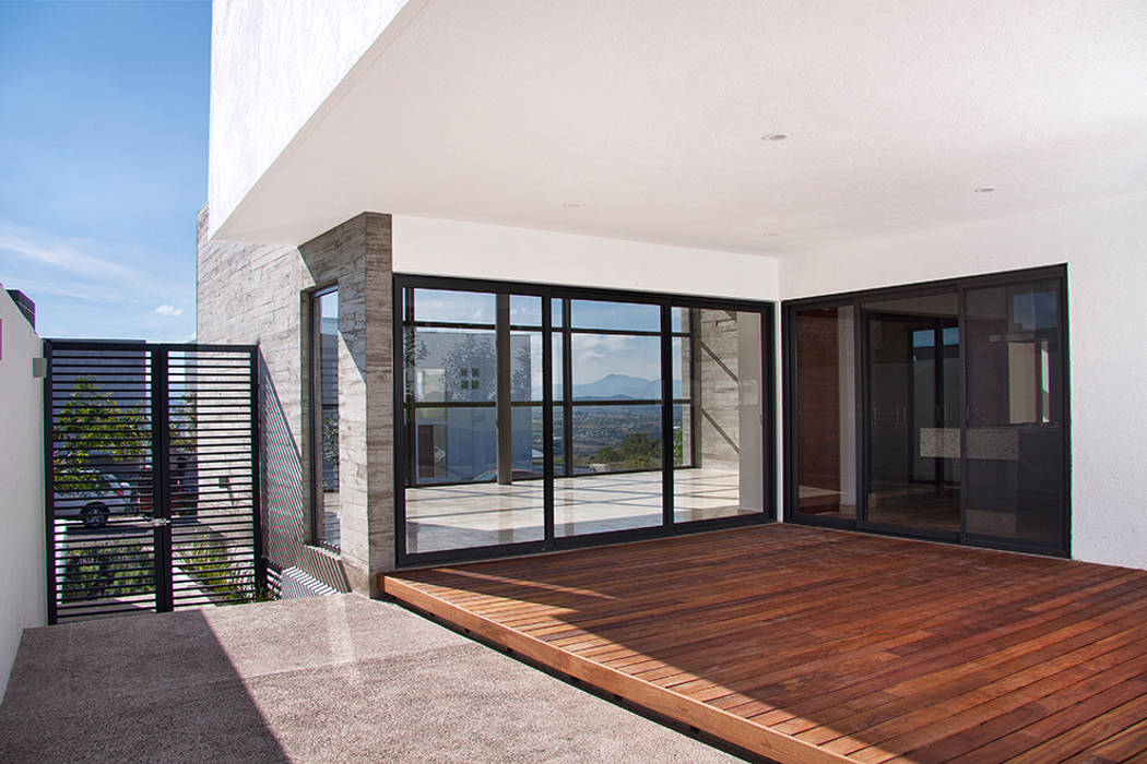 Casa RDM45, VG+VM Arquitectos VG+VM Arquitectos Balcones y terrazas modernos