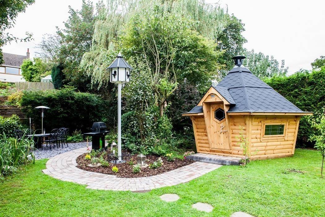 10m² Barbecue Cabin in a Derbyshire garden. Arctic Cabins Taman Gaya Skandinavia