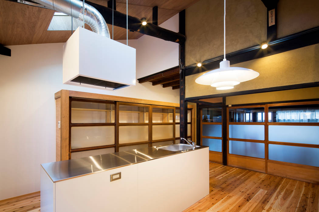 京町家改修, 長崎工作室 長崎工作室 Cocinas modernas: Ideas, imágenes y decoración