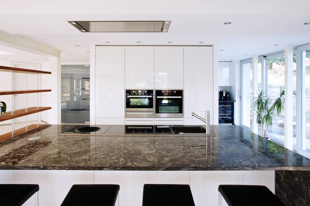 Wohnküche integrierte dunstabzugshaube minimalistische küchen von