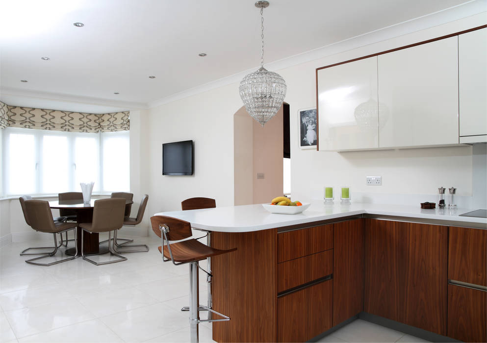 Contemporary kitchen, John Ladbury and Company John Ladbury and Company Kitchen