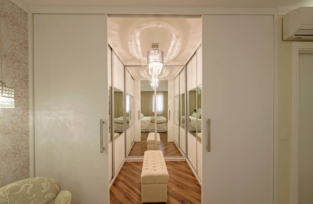 Apartamento Indaiatuba, Designer de Interiores e Paisagista Iara Kílaris Designer de Interiores e Paisagista Iara Kílaris Modern style dressing rooms