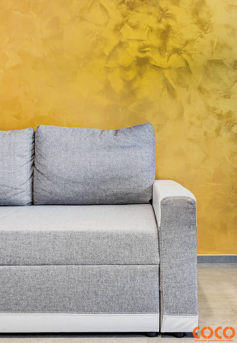 Escritórios minimalistas por COCO Pracownia projektowania wnętrz Minimalista