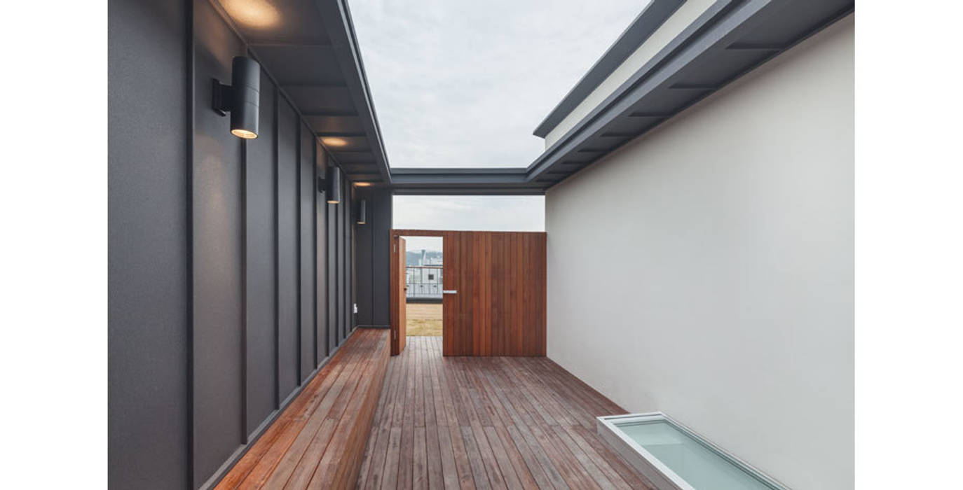 homify Balcones y terrazas de estilo moderno