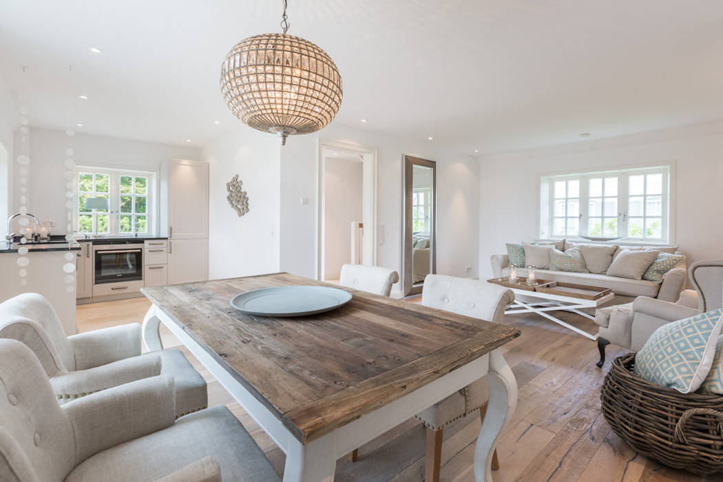 Home Staging Reetdachhaus auf Sylt, Immofoto-Sylt Immofoto-Sylt 컨트리스타일 다이닝 룸