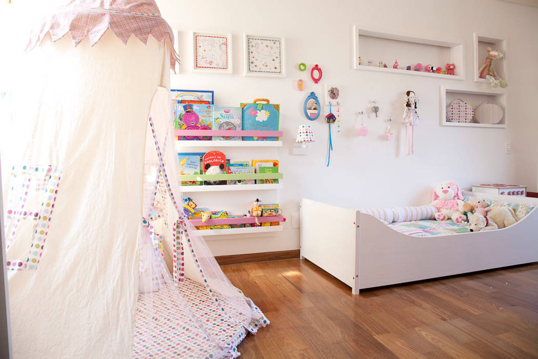 Quarto menina, Asenne Arquitetura Asenne Arquitetura Nursery/kid’s room