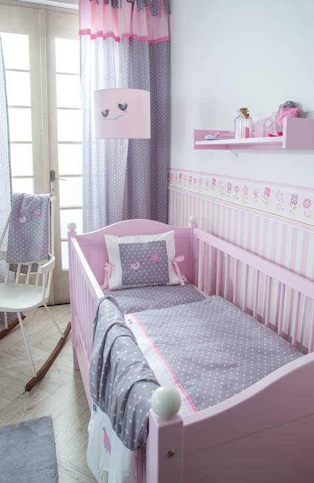 Babyzimmer Vögelchen, annette frank gmbh annette frank gmbh Nursery/kid’s room Beds & cribs