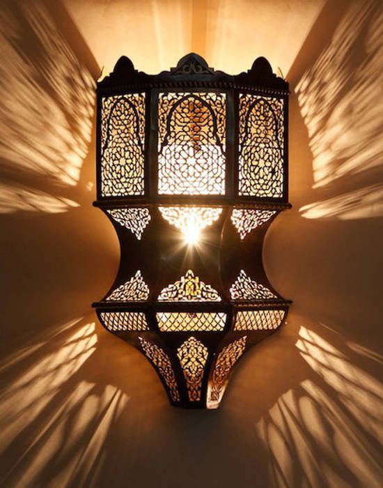 Imperial Pierced Moroccan Wall light in Antique Brass Moroccan Bazaar Коридор Освітлення