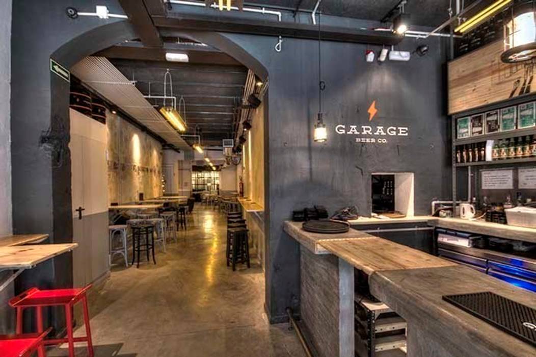 GARAGE BEER Co., DA2 ARQUITECTURA DA2 ARQUITECTURA Espacios comerciales Bares y Clubs