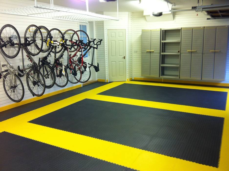 Tiled floor - a great solution for the garage Garageflex