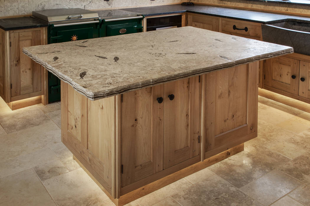 Island unit PAN|brasilia UK Ltd Kitchen