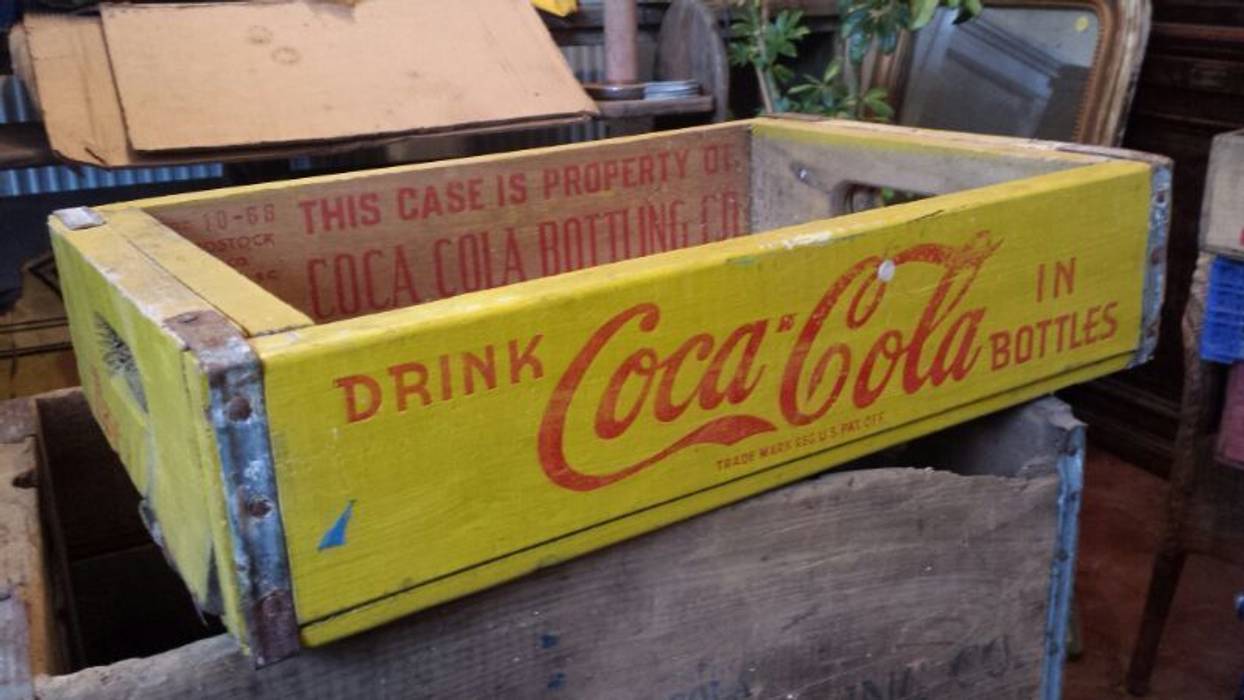 Rare yellow vintage coke crate Tramps (UK) Ltd Rustic style houses Accessories & decoration